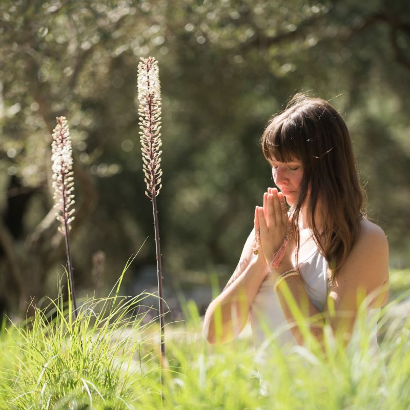 Yin Yoga Anjali Mudra